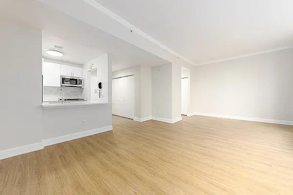 Riverside Blvd #829 - Photo 2 of 12