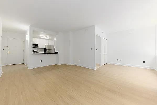 Riverside Blvd #321 - Photo 2 of 9