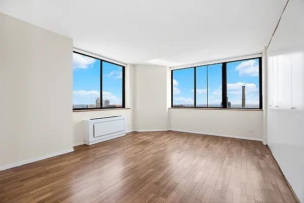 E 75th St #39B - Photo 7 of 20