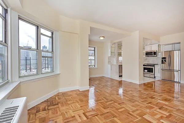 E 73rd St #19E - Photo 2 of 20