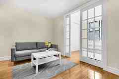 E 81st St #5A - Photo 2 of 4
