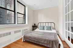 E 81st St #5A - Photo 4 of 4