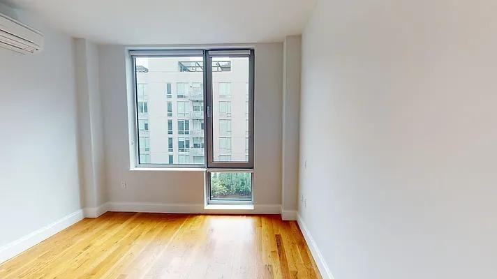 Leonard St #419 - Photo 3 of 20