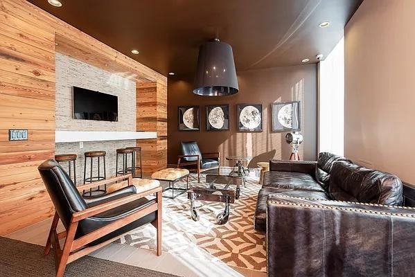 Leonard St #227 - Photo 6 of 20