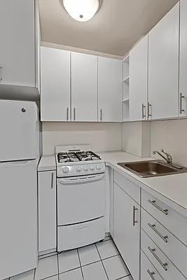 E End Ave #6L - Photo 3 of 16