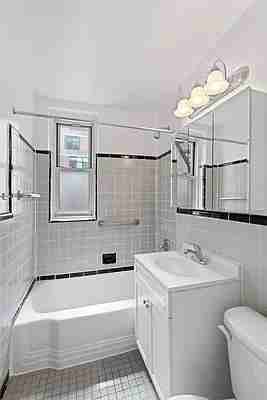 E End Ave #6L - Photo 4 of 16