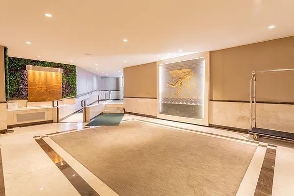 E End Ave #6L - Photo 6 of 16