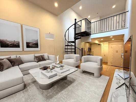 W 87th St #5EF - Photo 3 of 11