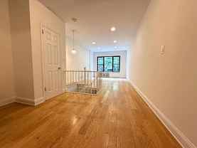 W 87th St #1N - Photo 1 of 1