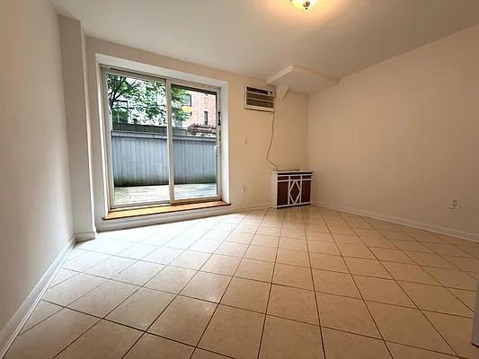 W 87th St #1N - Photo 5 of 11