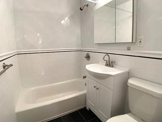 W 87th St #4H - Photo 6 of 19