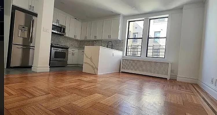 W 86th St #3B - Photo 3 of 20