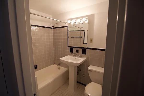 E 85th St #6E - Photo 7 of 8