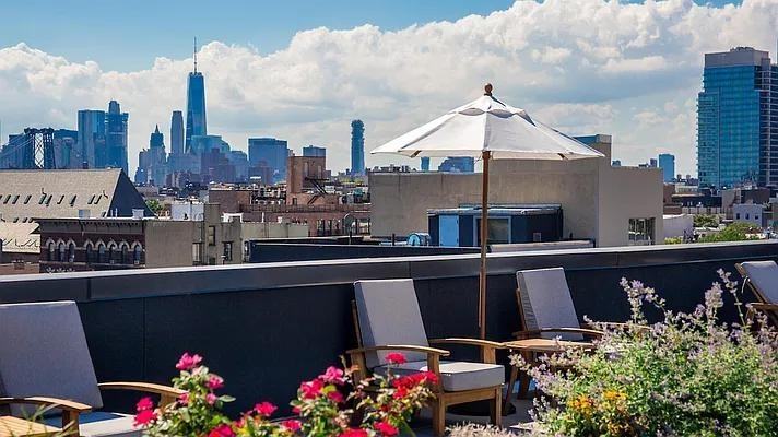 N 8th St #N6K - Photo 2 of 14