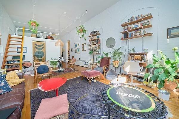 Delevan St #203 - Photo 4 of 20