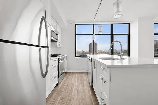 Bedford Ave #B9 - Photo 7 of 18