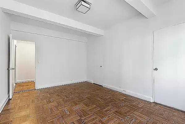 Central Park W #6C - Photo 2 of 5