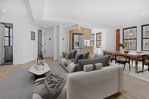 W End Ave #PH - Photo 4 of 14