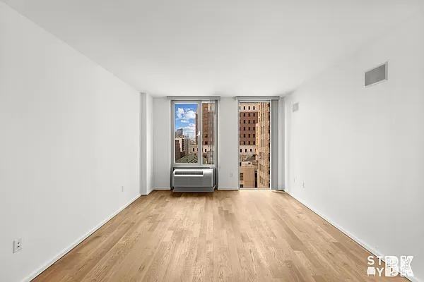 Montague St #13D - Photo 2 of 20