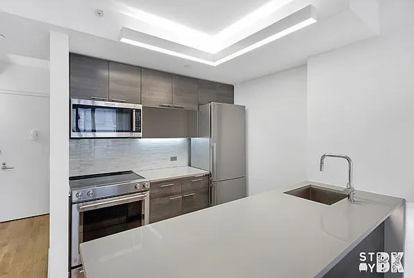 Montague St #3G - Photo 2 of 16