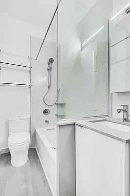 W 80th St #3A - Photo 5 of 6