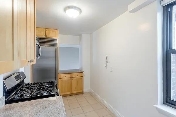 Columbus Ave #7T - Photo 2 of 10