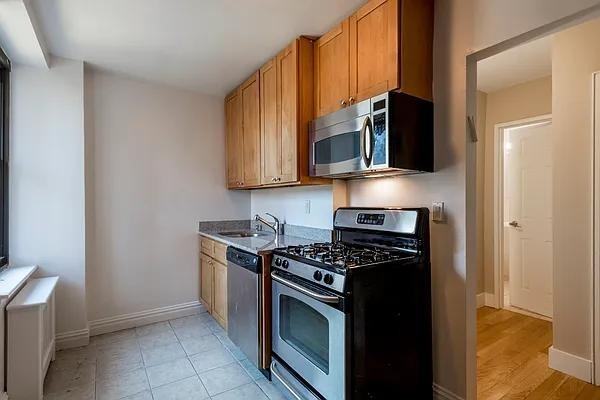 Columbus Ave #7T - Photo 3 of 10