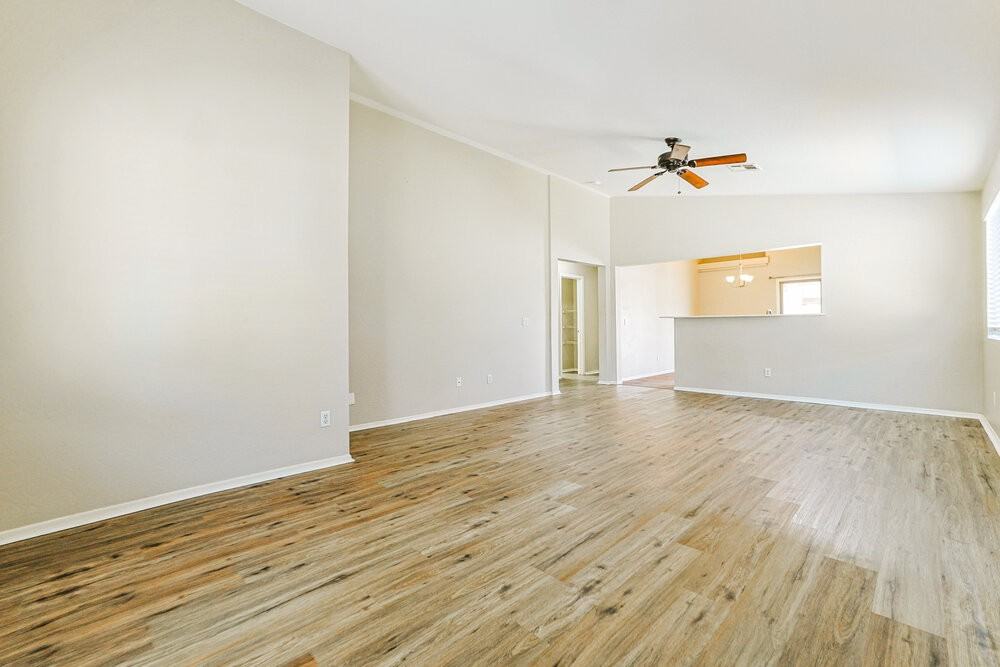 1453 E Kelsi Ave - Photo 5 of 16