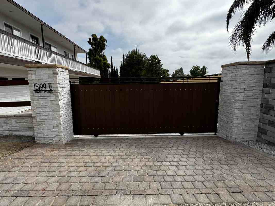 15199 1/2 Grand Ave - Photo 2 of 26