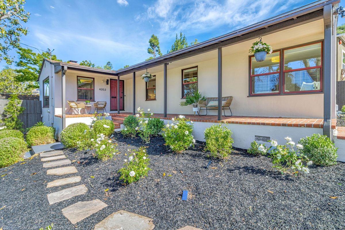 4053 Huntington St - Photo 2 of 22