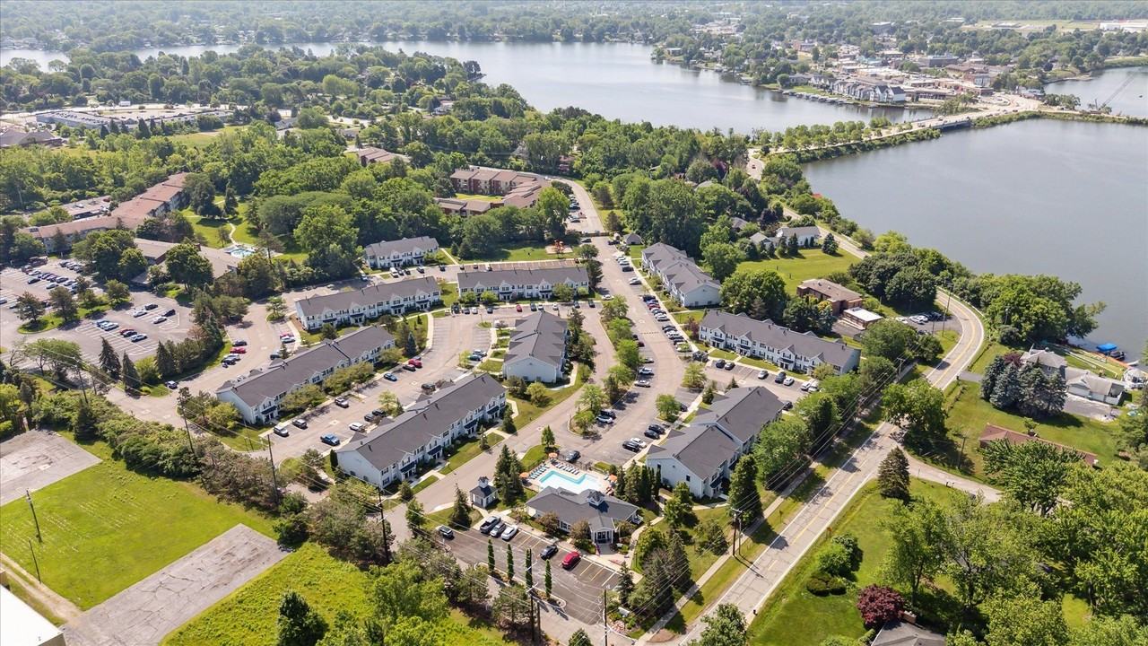 Green Meadows - Photo 6 of 50