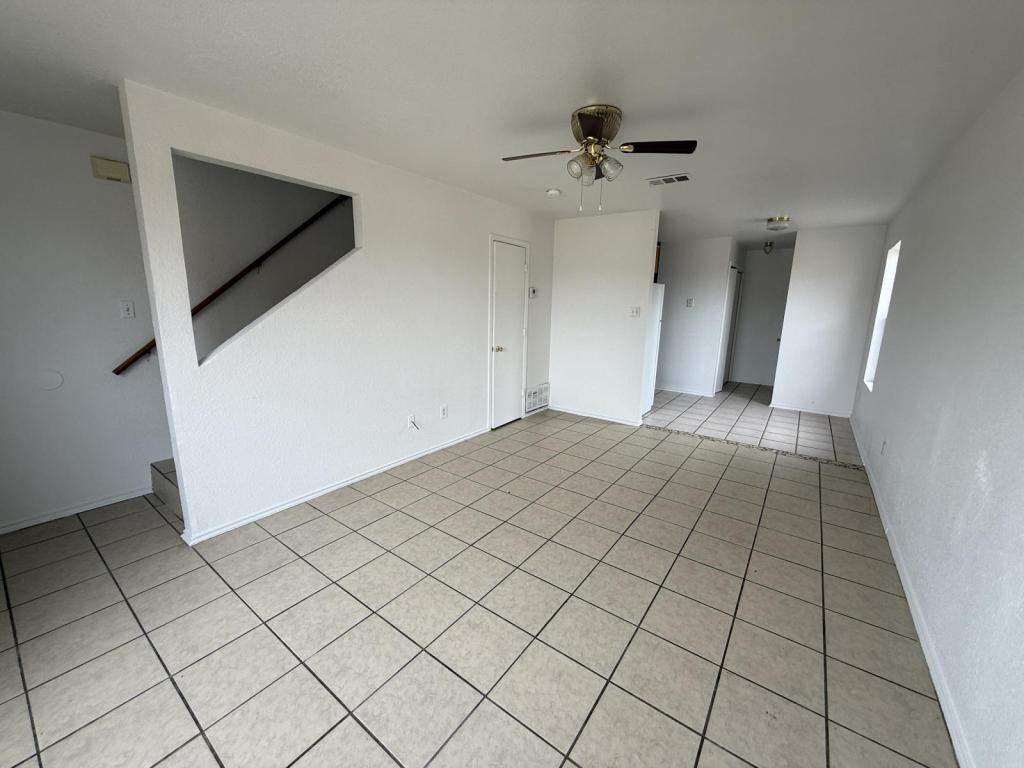 1210 Industrial Blvd Apt D - Photo 3 of 22