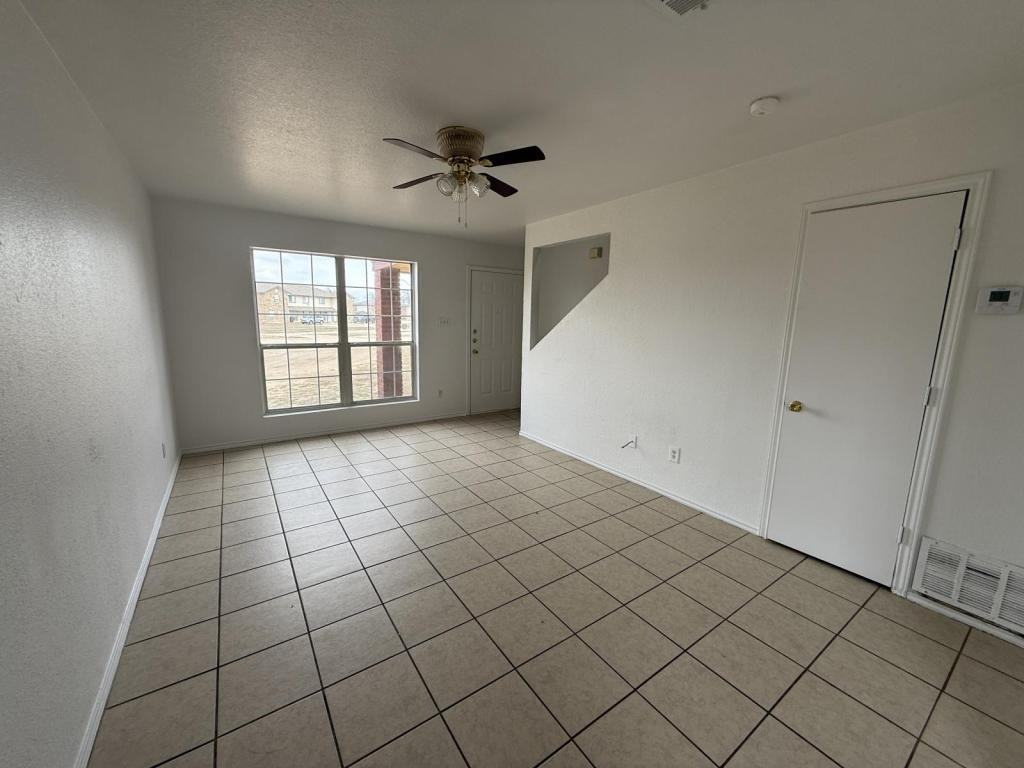 1210 Industrial Blvd Apt D - Photo 4 of 22