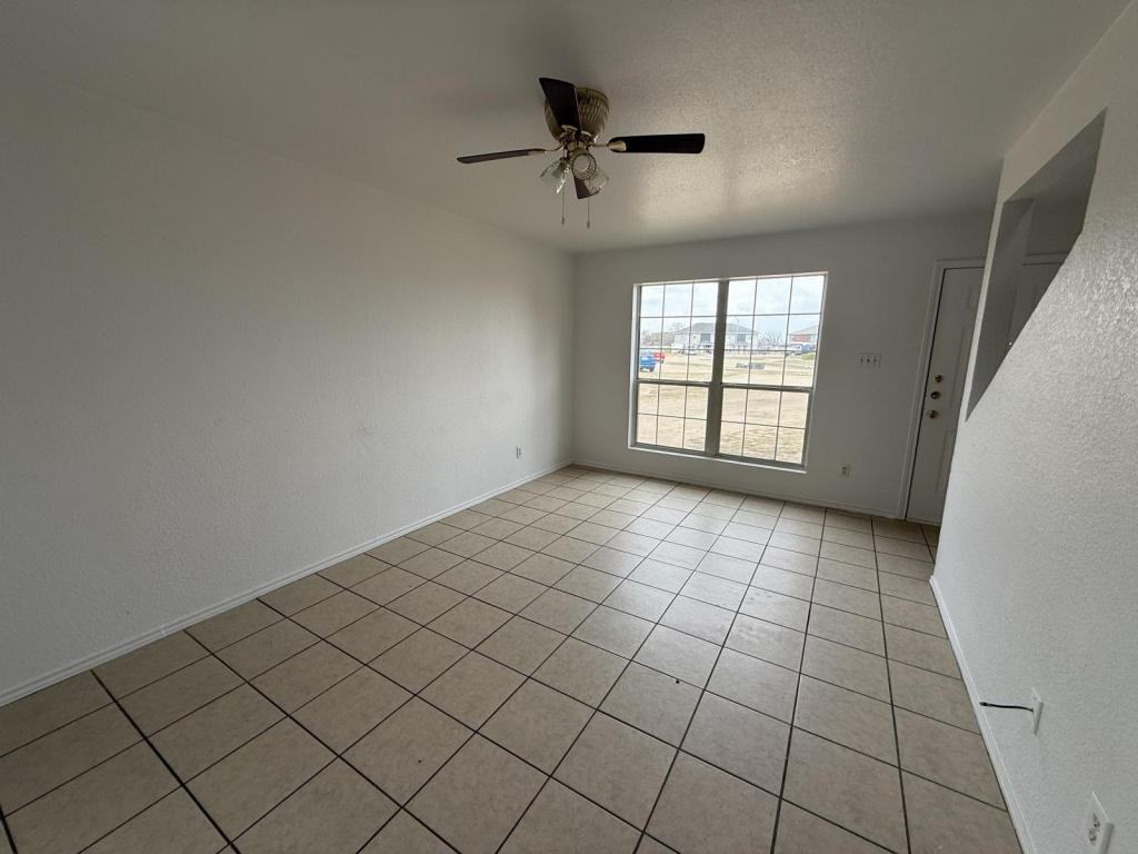 1210 Industrial Blvd Apt D - Photo 5 of 22