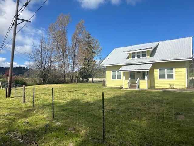 25285 Salmon River Hwy - Photo 2 of 42