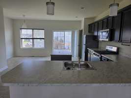 featured image of 243 Crofton Ct #1