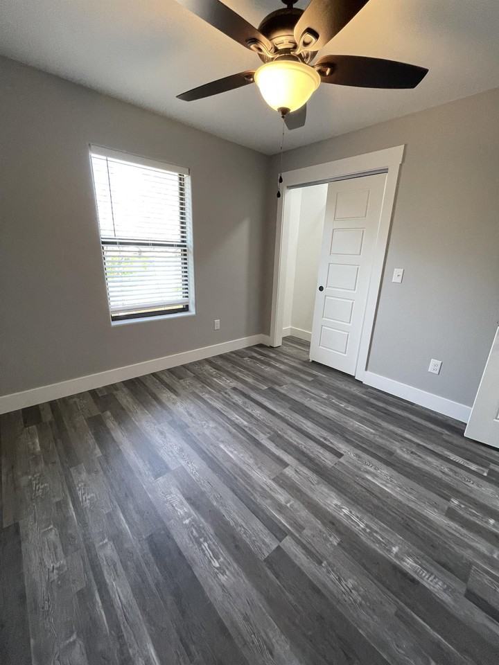 75021 S 5th Ave #1311 - Photo 2 of 21