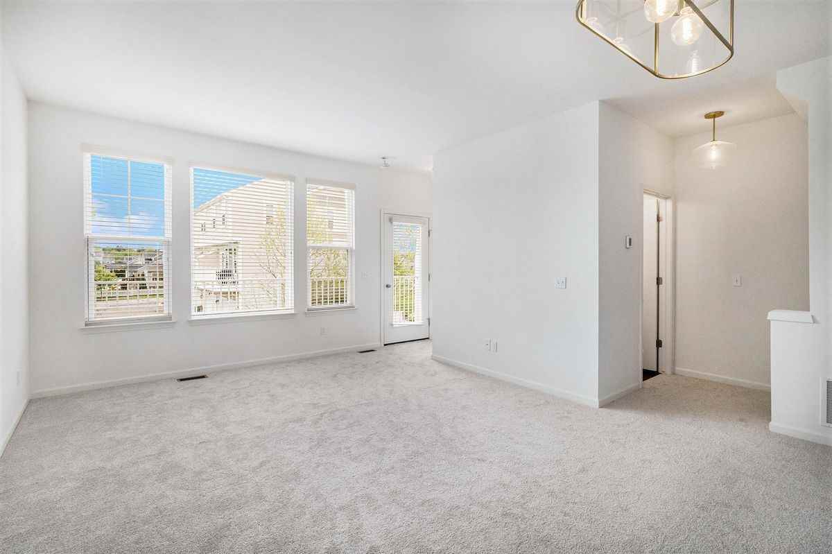 478 N Wixom Rd - Photo 3 of 19