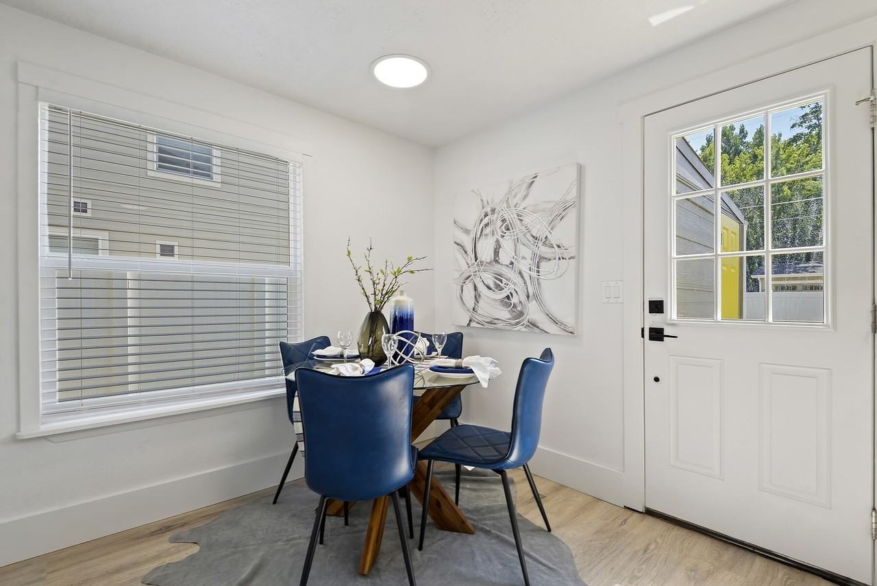 918 N 32nd St #1 - Photo 7 of 17