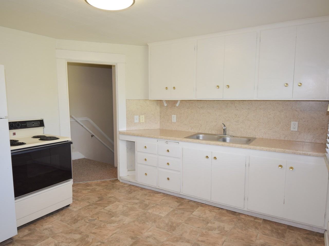 271 Northeast - Photo 5 of 11