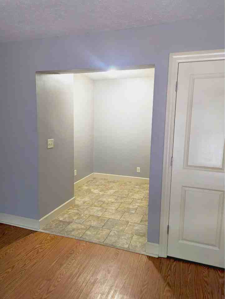 417 - 421 - 423 N 40th -- Auburn - Photo 6 of 13