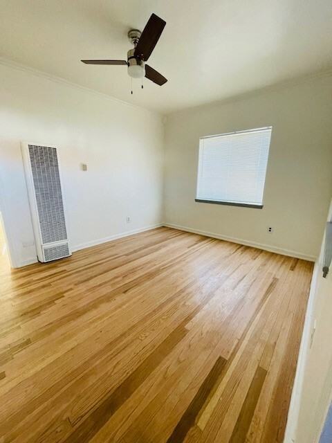 712 N Oregon St #5 - Photo 3 of 11