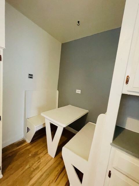 712 N Oregon St #5 - Photo 7 of 11