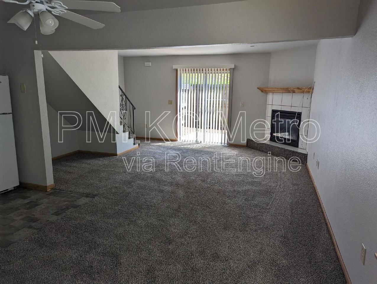 530 Ne Churchill St - Photo 3 of 13