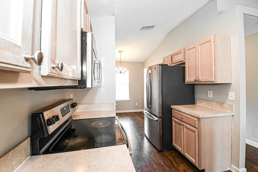 1125 Buccaneer Blvd - Photo 6 of 16