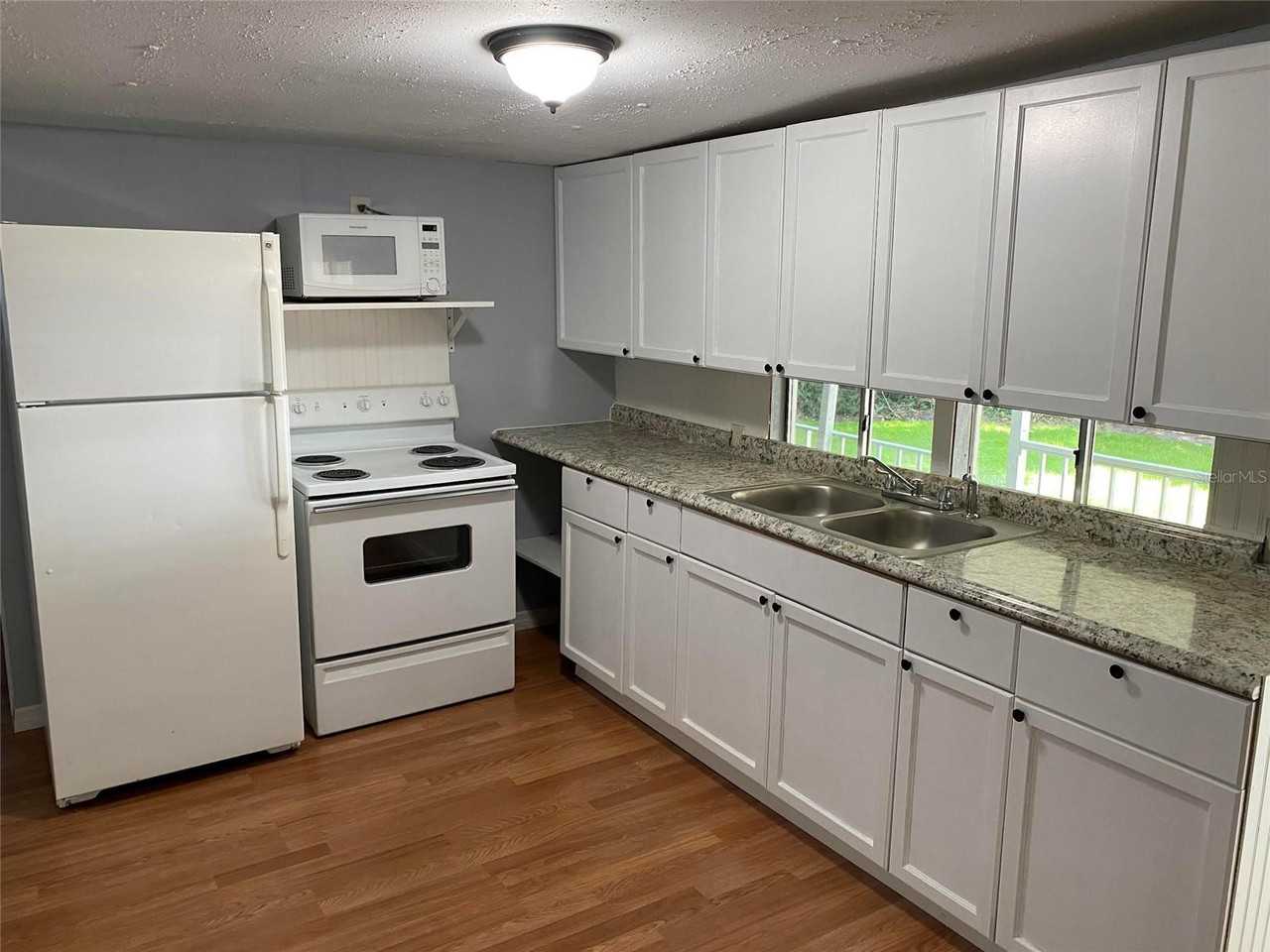 5068 Santos Rd - Photo 5 of 17