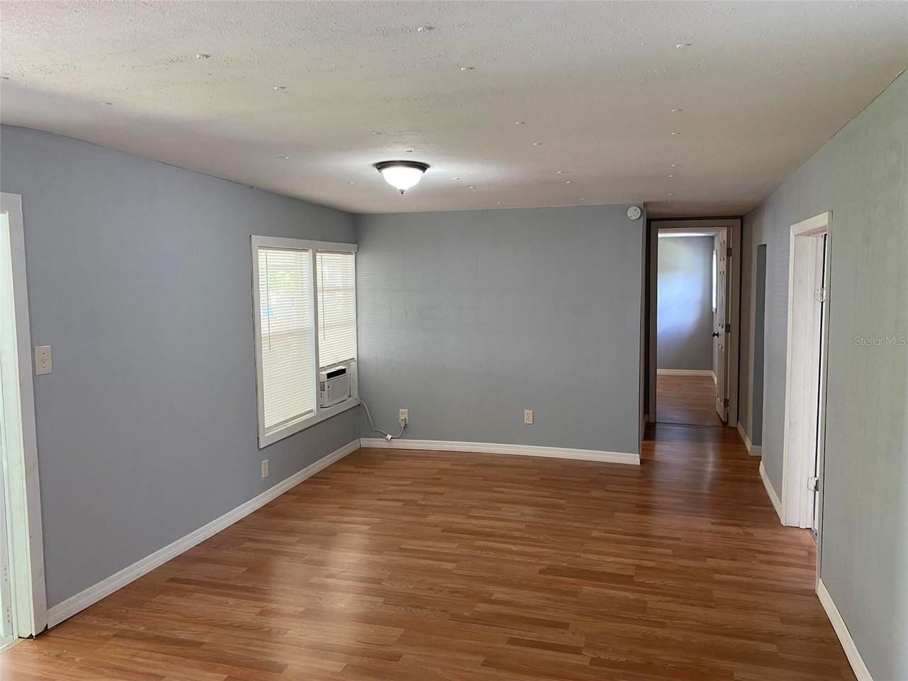 5068 Santos Rd - Photo 6 of 17