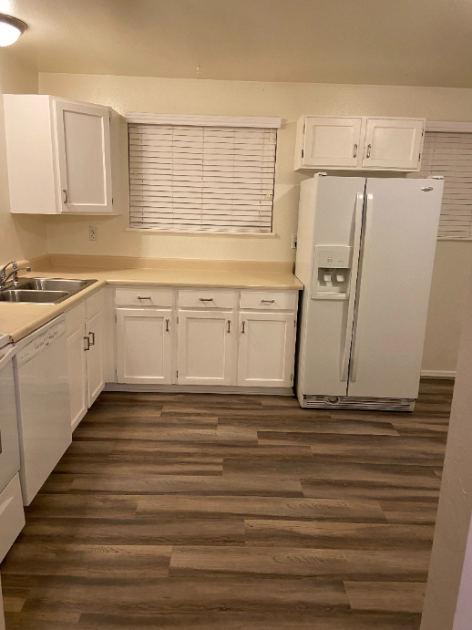 11156 W Wisconsin Ave - Photo 6 of 16