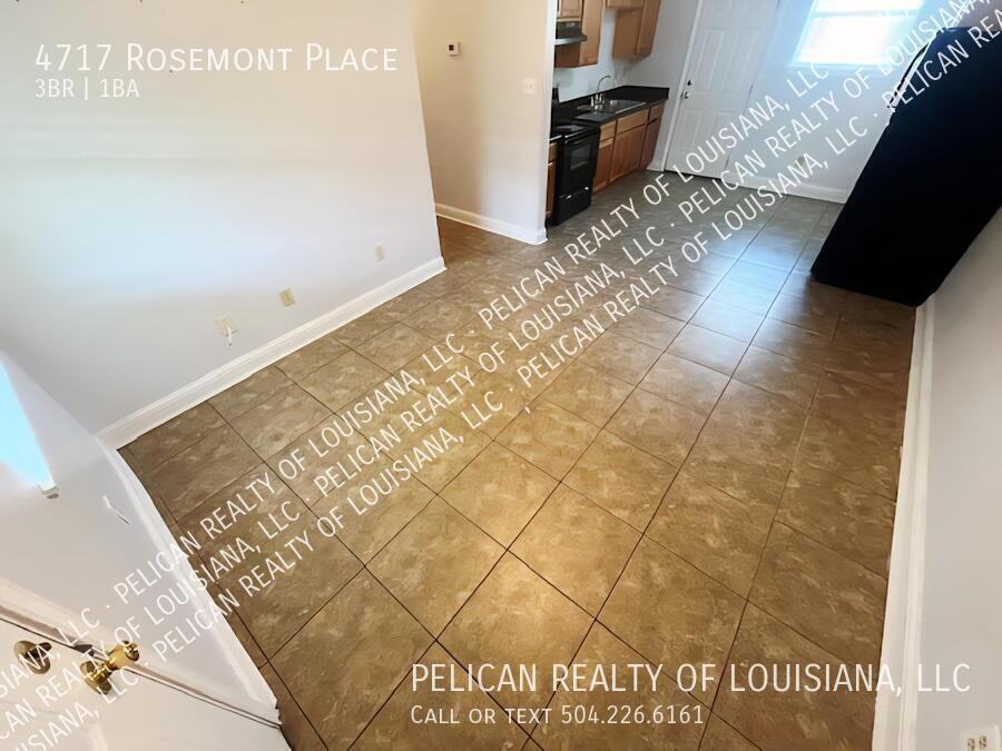 4717 Rosemont Pl #4717 - Photo 3 of 11