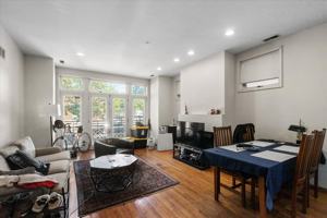 featured image of 2338 N Greenview Ave #1